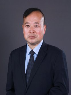 李成日