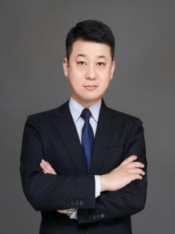 侯超